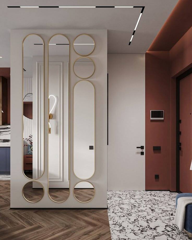 Как использовать зеркала в интерьере для увеличения пространства и создания акцентов.